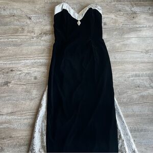 Rare Vintage Jessica McClintock Black and Silver Met Velvet Bow Strapless Gown